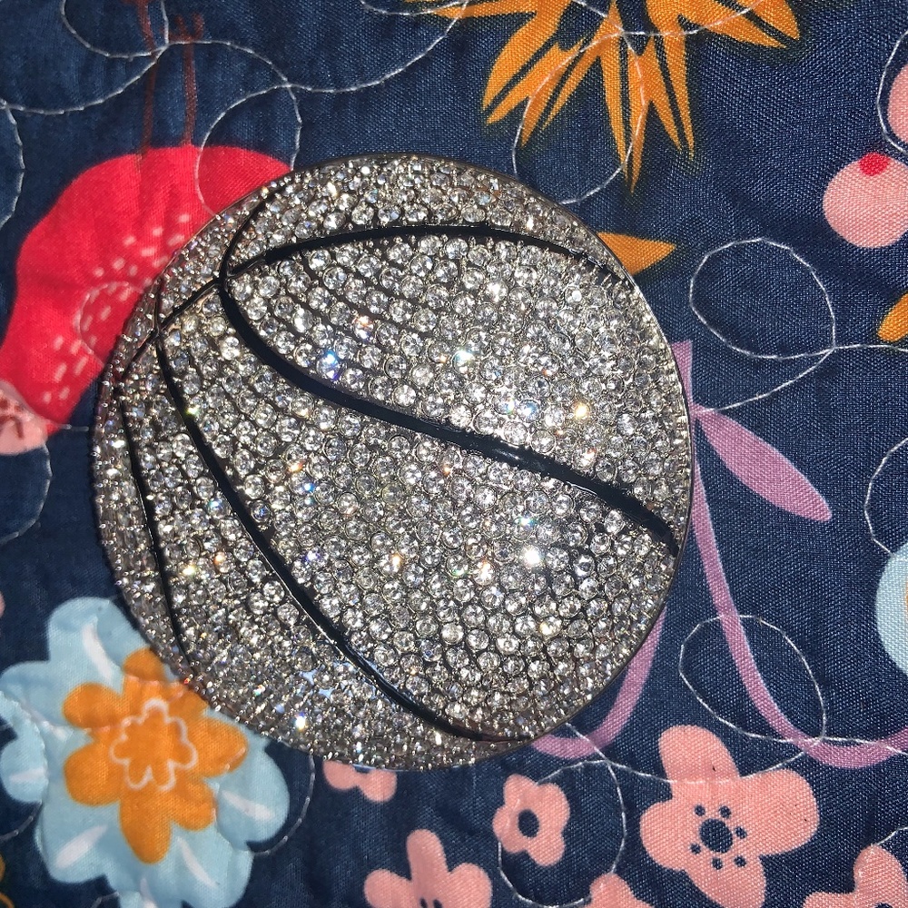 BLING BASKETBALL BELT BUCKLE 4" RAISED ROUND